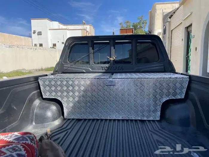 شنطه عزبه ألمنيوم ملبسه جلد من الداخل 26