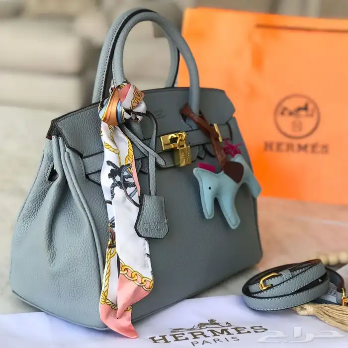 سكارفات 150 ريال وشنط درجه اولى 16