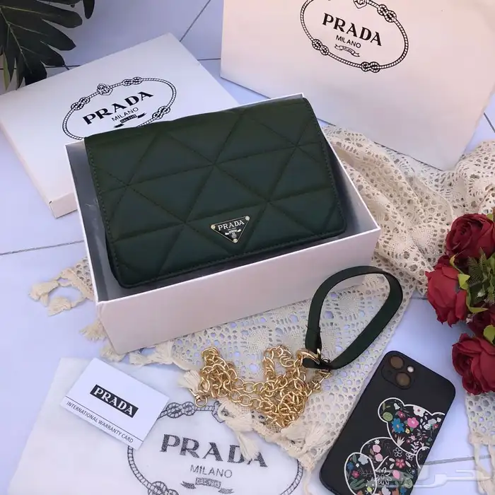 سكارفات 150 ريال وشنط درجه اولى 38