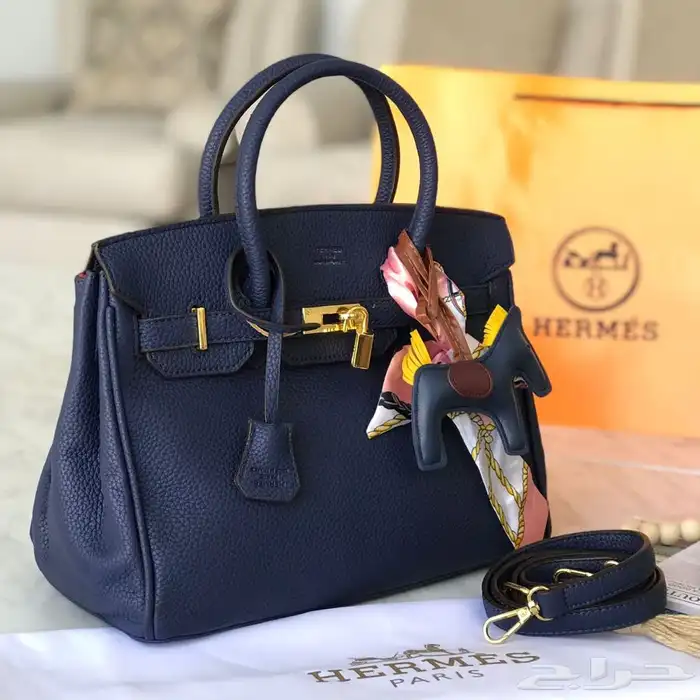 سكارفات 150 ريال وشنط درجه اولى 17