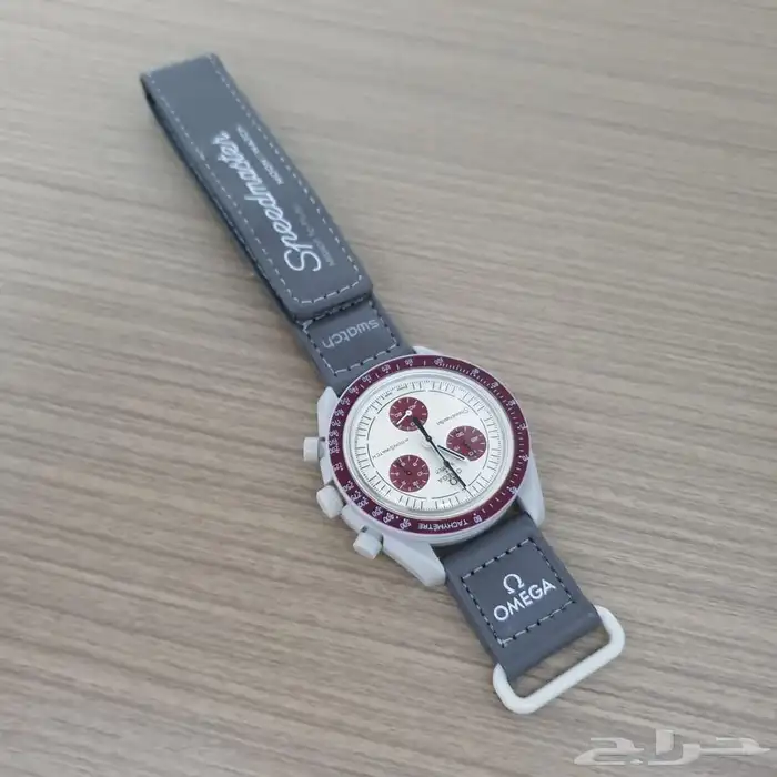 ساعة اوميقا سواتش 8