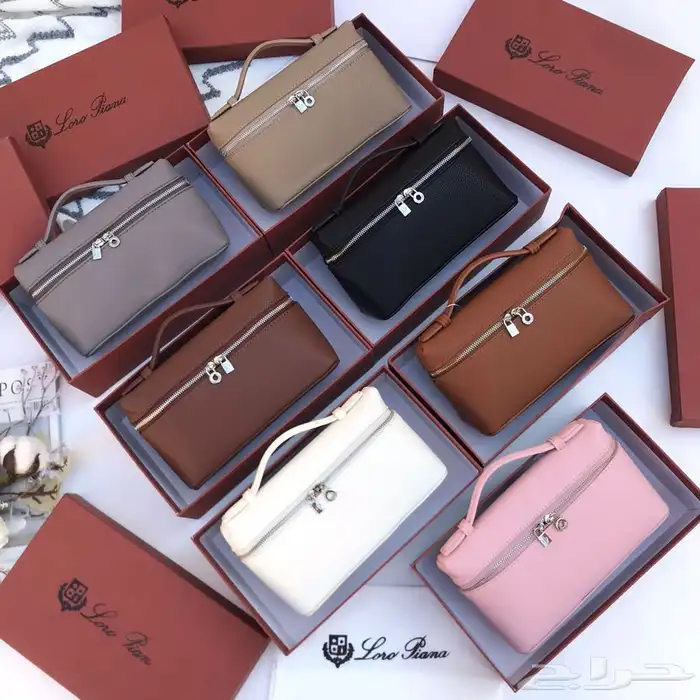 سكارفات 150 ريال وشنط درجه اولى 59