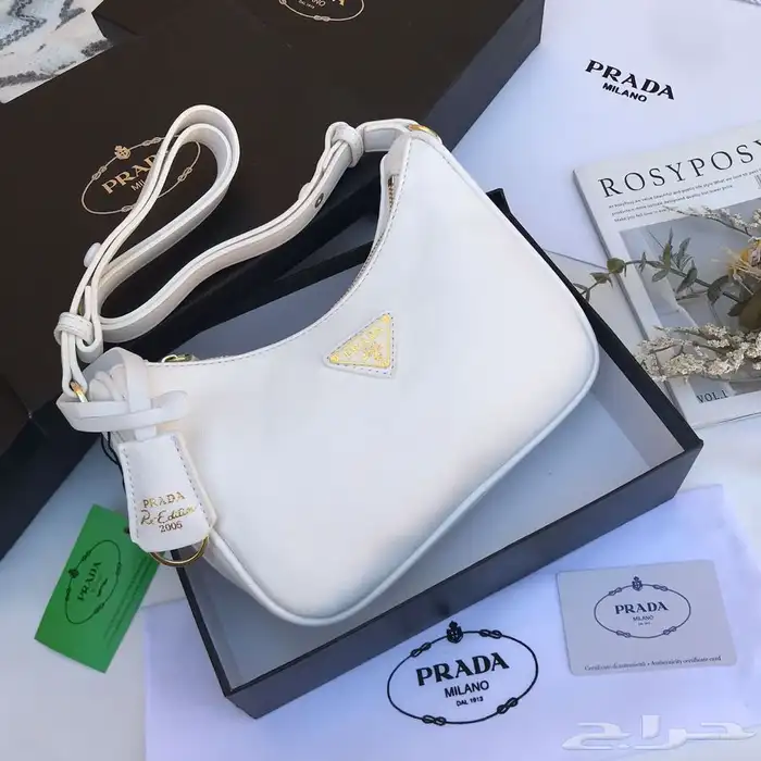 سكارفات 150 ريال وشنط درجه اولى 84