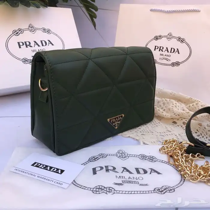 سكارفات 150 ريال وشنط درجه اولى 35