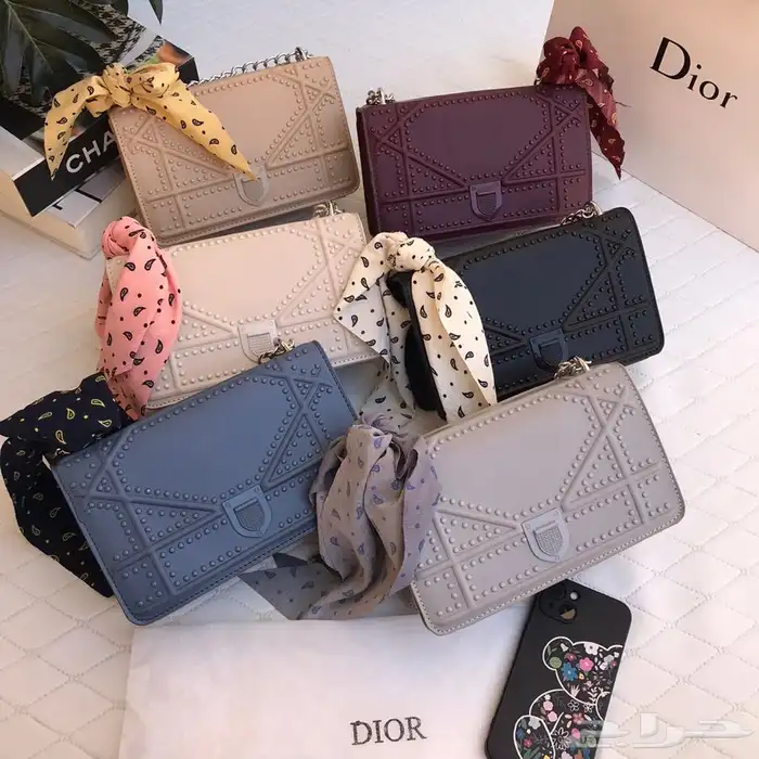 سكارفات 150 ريال وشنط درجه اولى 49