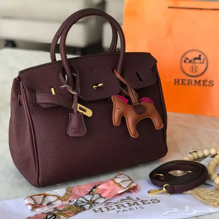 سكارفات 150 ريال وشنط درجه اولى 15