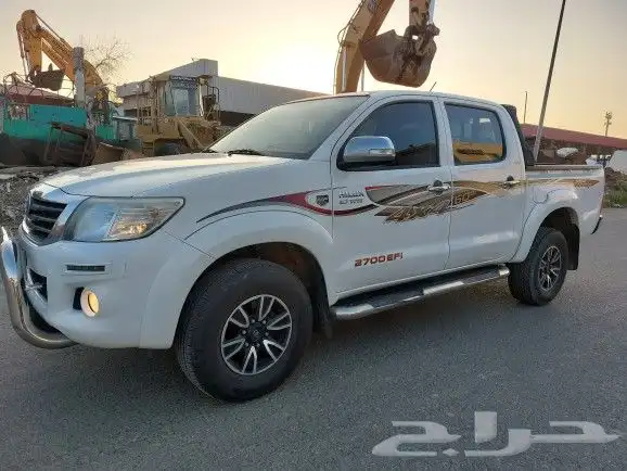 هايلوكس 2015 فل كامل تم البيع تم البيع 8