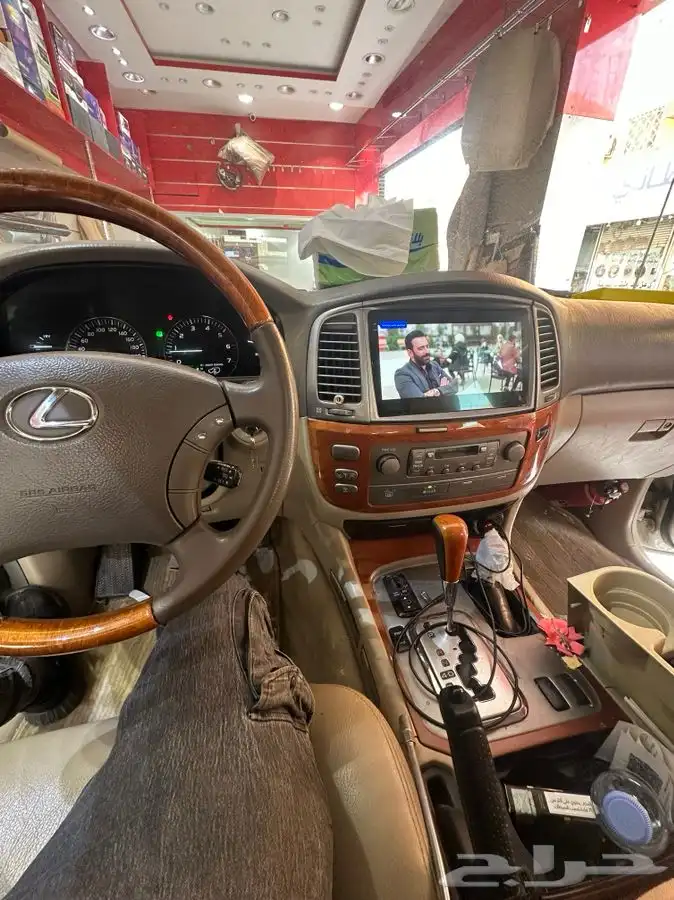شاشه لكزس 470Lx بنضام الاندرويد والكاربليه 5