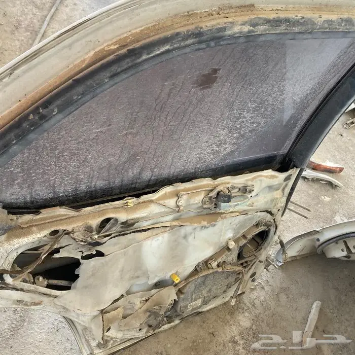 للبيع باب لكزس Ls400 من 1989 الى 1994 1