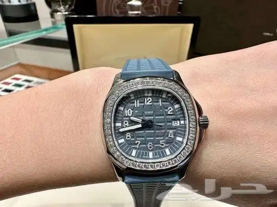 مجموعة من ساعات باتك فلب سانتوس 13