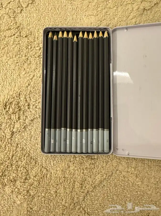 اقلام رصاص رسم 1