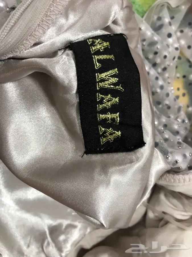 فستان سهرة خامة جدا  ممتازة ونظيف جدا  لبس ساعة 2