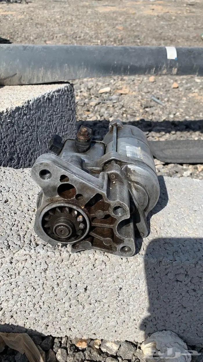 بيع قطع غيار تشالنجر Srt 2012 32