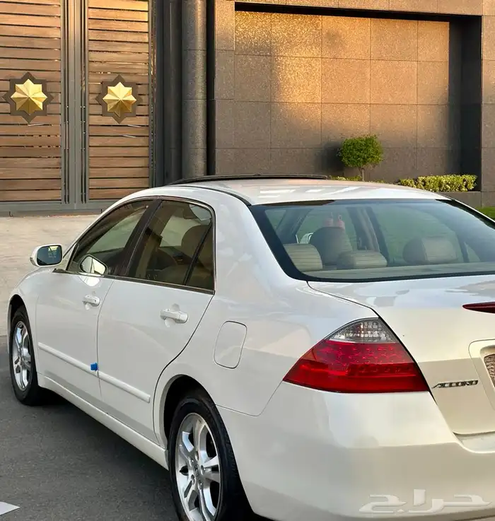 للبيع هوندا اكورد 2006 وكالة مخزن( تم البيع ) 1