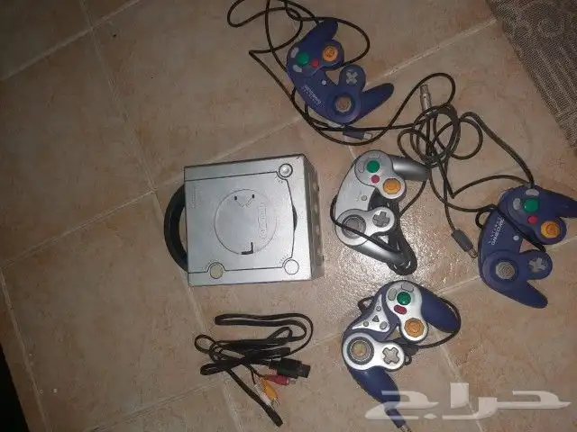 قيم كيوب جيم كيوب لا يوجد محول شاحن مع اغراضه كلها ومعى شريط 2