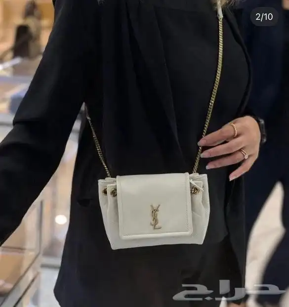 شنط وشوزات شالات احزمه جملة وتحزئه يتوفر لدينا غير العروض 42