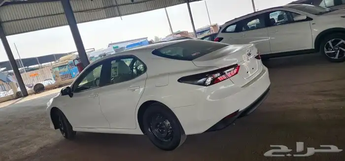 تويوتا كامري بنزين 2024 5