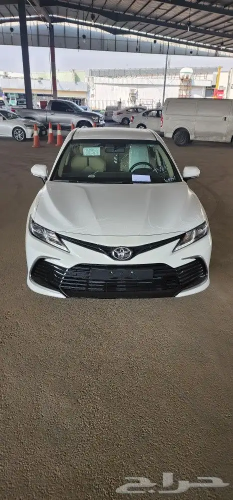 تويوتا كامري بنزين 2024 6