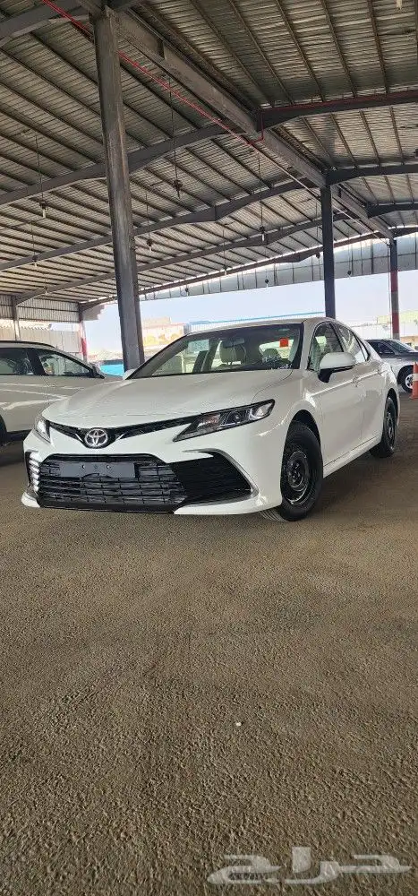 تويوتا كامري بنزين 2024 0