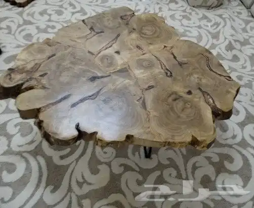 طاولة جذع كامل ع زجاج  طاوله جذوع شجرمدموجه للبيع 4