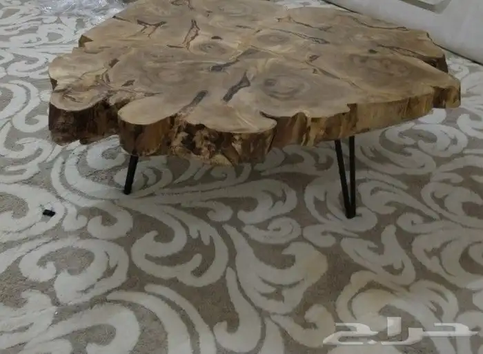 طاولة جذع كامل ع زجاج  طاوله جذوع شجرمدموجه للبيع 1