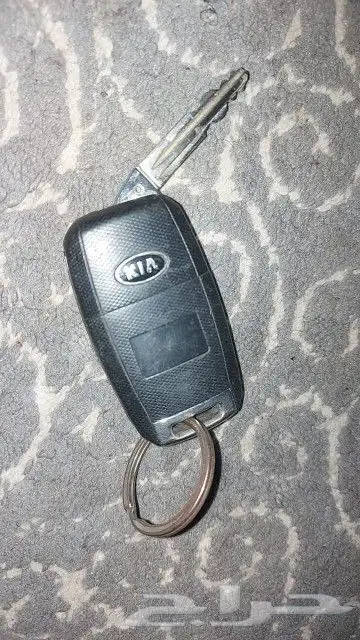 مفتاح كيا اوبتيما بي 140 للبيع و على السوم 1