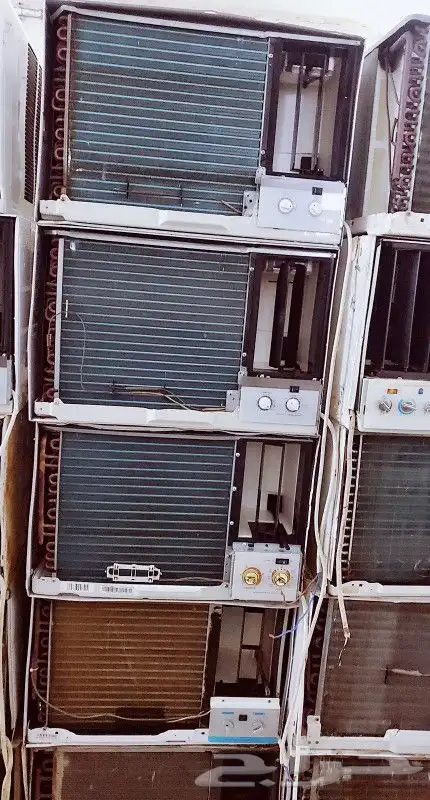 مكيفات شباك مستعمل نظيف وعلى شرط. 0