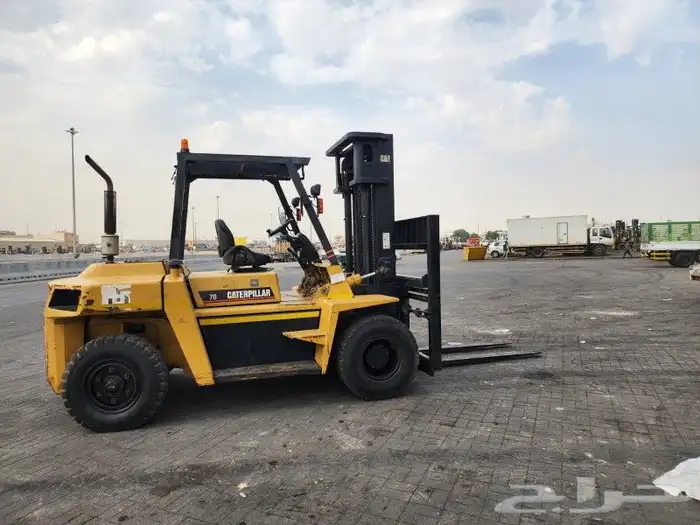 تاجيررافعات شوكيه فوركلفت سكين صيانه متنقله 5