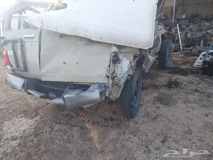 لاندكروزر ربع 2011قطع غيار 1