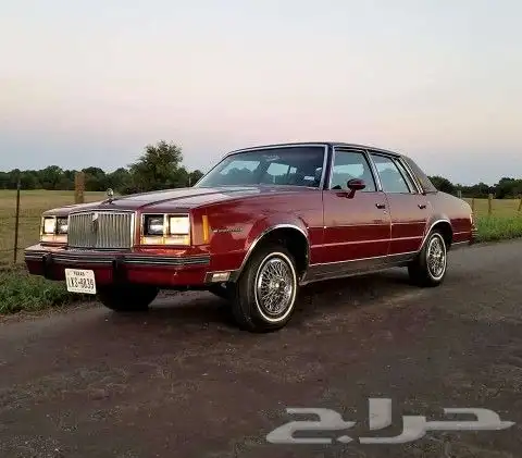 قطع غيار بونتياك بنوفيل 82-86 0