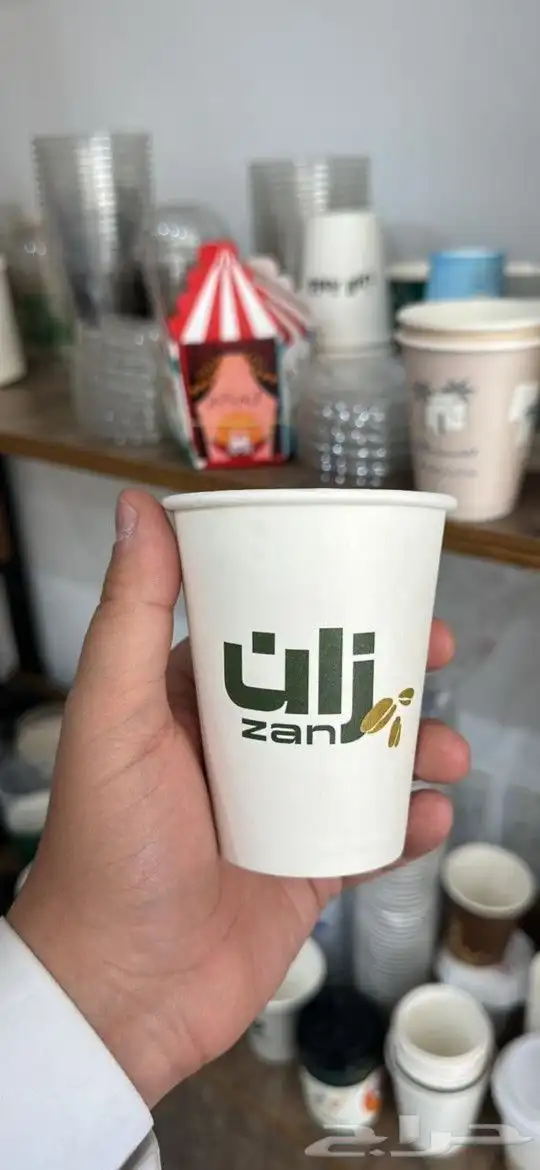 اكواب ورقيه 2