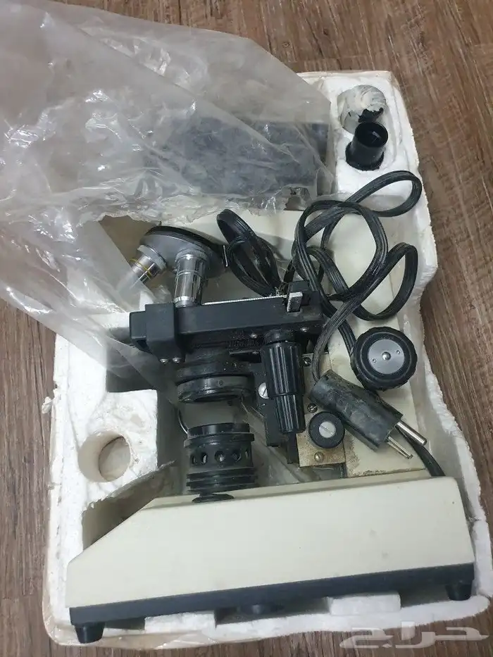 للبيع مجهر ميكروسكوب طبي 10