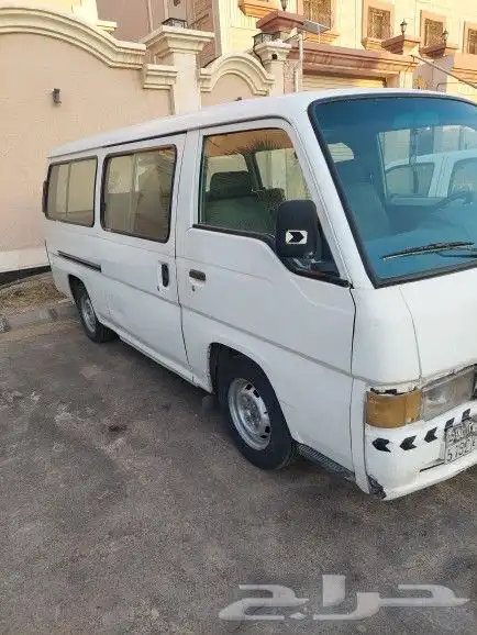 باص نيسان للبيع 1