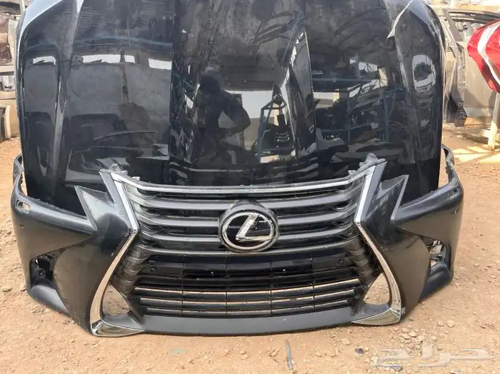 صدام لكزس gs 0