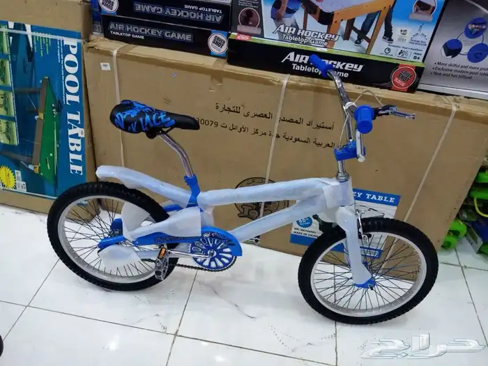 دراجات رياضيه ودراجات كهربائية وملاهي كبير وألعاب مسبح 24