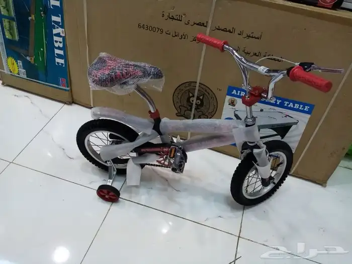 دراجات رياضيه ودراجات كهربائية وملاهي كبير وألعاب مسبح 32