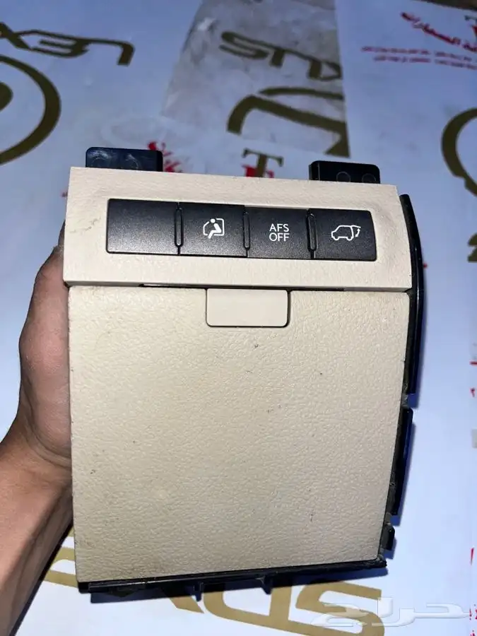 قطع غيار جيب لكزس 13