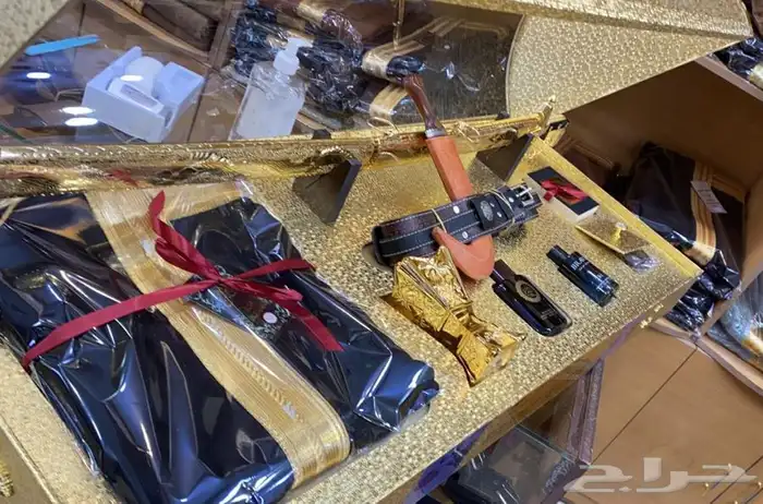 أطقم هدية سيف بشت تخرج زواج ترقية فروة رجالي فروة مسائي 4