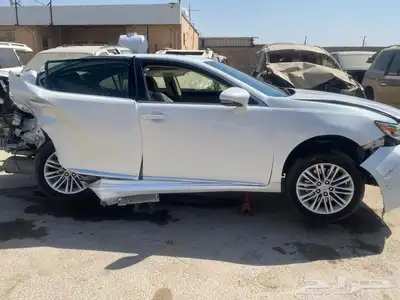 صالون لكزز ESموديل 2017 قطع غيار تشليح فقط 1