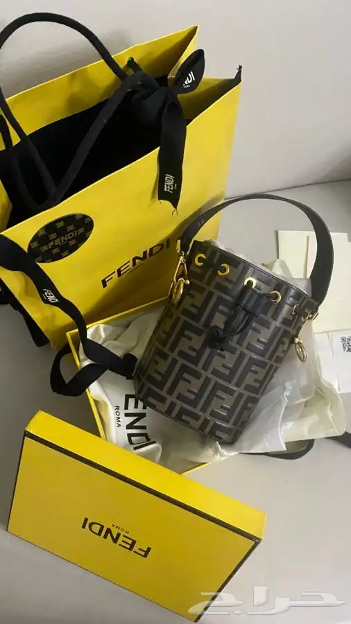 شنطة فندي FENDI مون تريزور ماستر جديدة 0