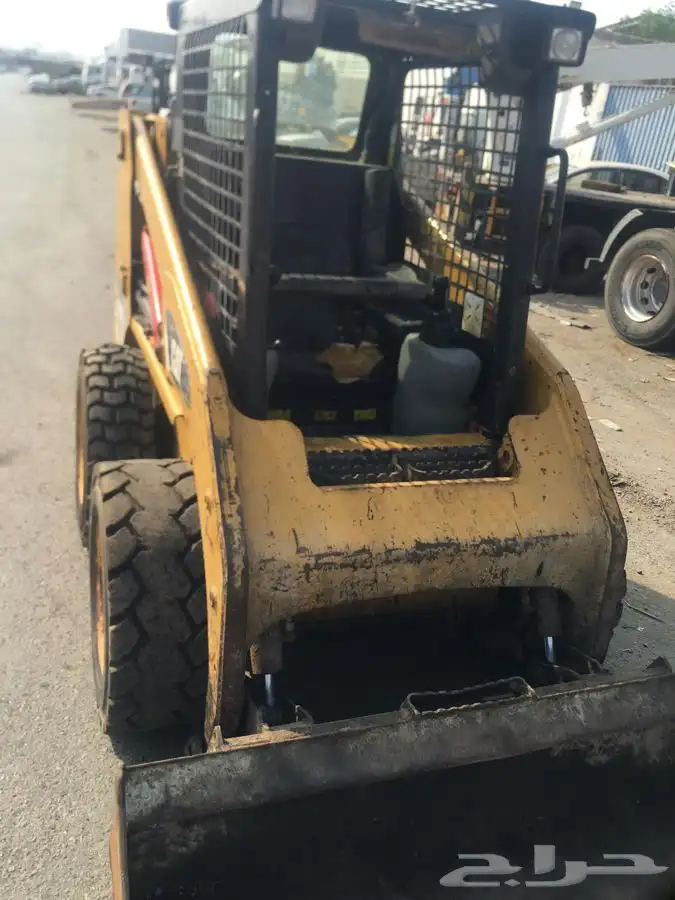 بوبكات CAT للبيع 9