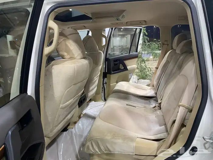 تويوتا لاندكروزر 2017 ( مخزن ) مباع 43