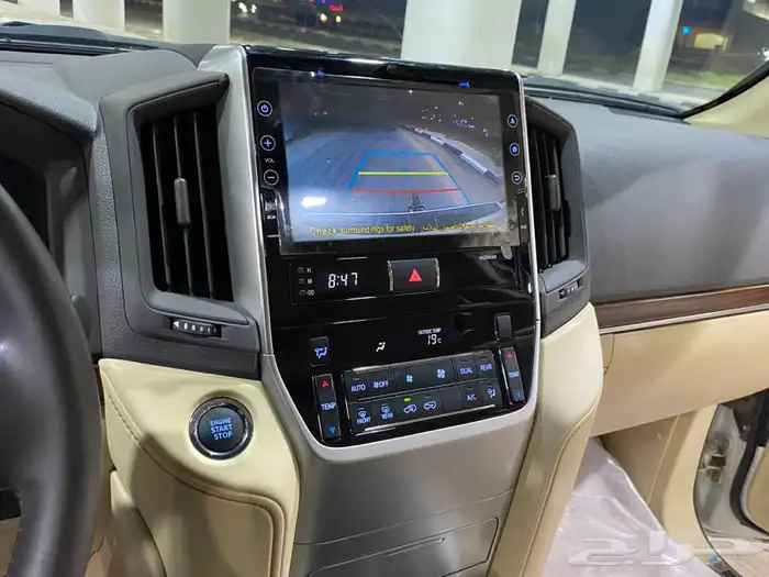 تويوتا لاندكروزر 2017 ( مخزن ) مباع 31