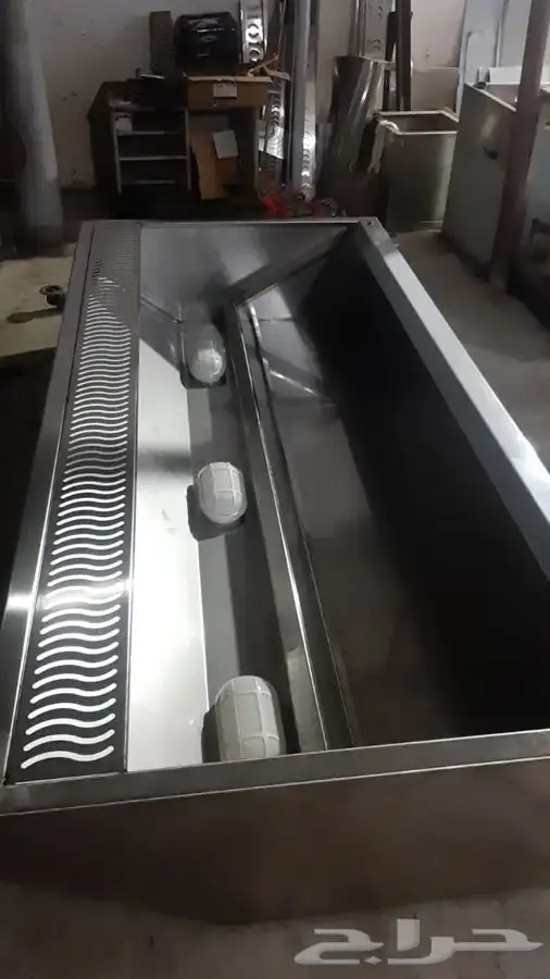 تجهيز مطاعم و مطابخ طاولات مداخن تركيب مواسير جميع أعمال 0