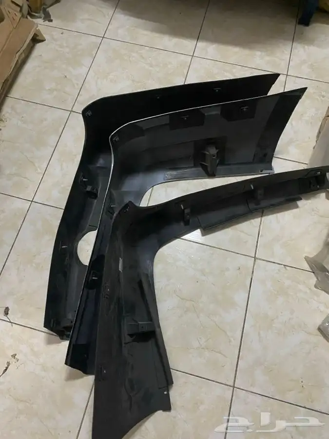 إسطب لكزس من 2008 إلى 2011 lx570 4