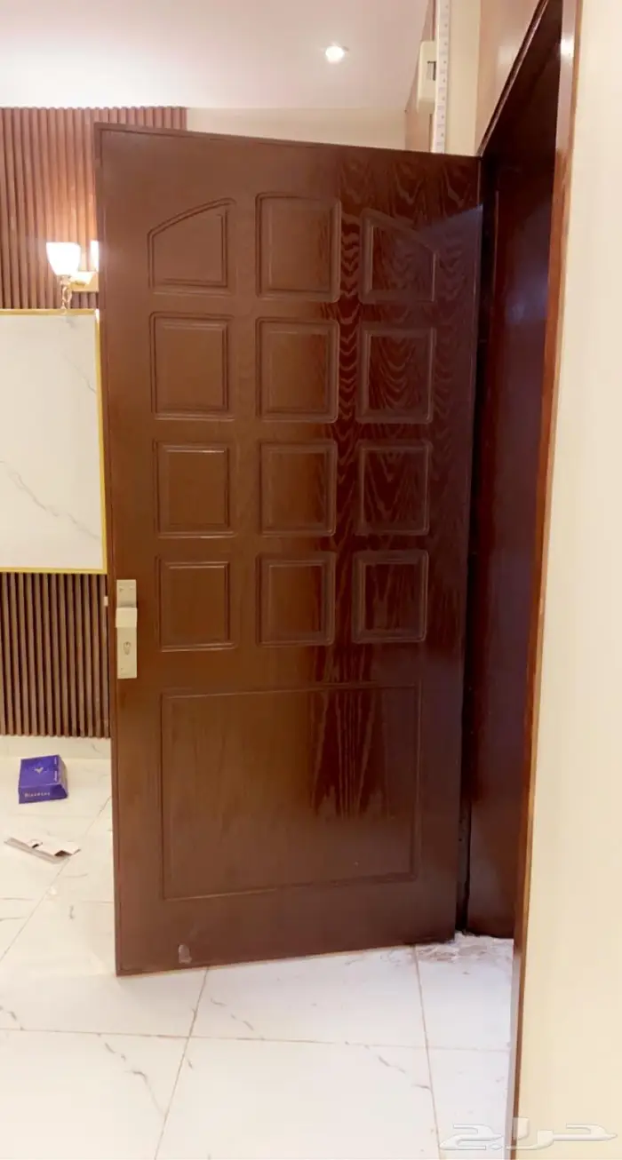 منجرة نجار للتفصيل الابواب والديكورات الخشبيه 12