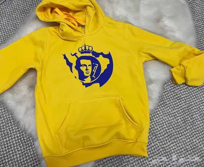 بلوفرات تيشرتات النصر جميع مايخص النصر. 15