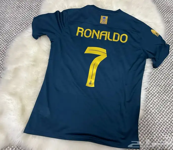 بلوفرات تيشرتات النصر جميع مايخص النصر. 20
