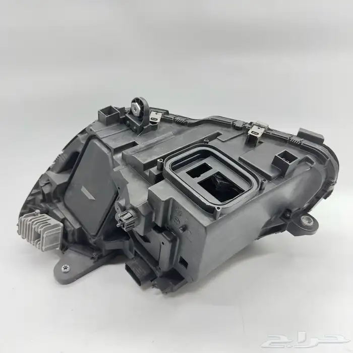 شمعة مرسيدس فئه C كلاس من موديل 2016 4