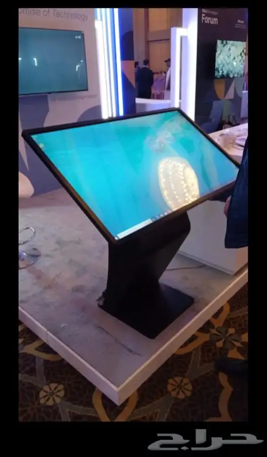 وشاشات خارجية لجميع الأنشطة شاشات LED 2